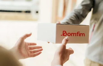 Bomfim Cargas abre vaga para Assistente Operacional