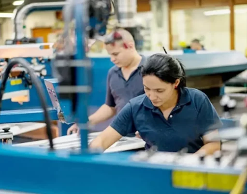 Escola digital abre edital para selecionar 10 pessoas para atuar no Carnaval de Salvador com remuneração de R$1.800,00