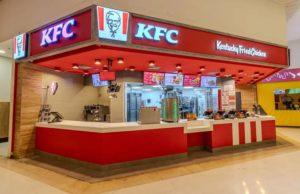 SEM EXIGIR EXPERIÊNCIA! KFC oferece 15 vagas para Atendente